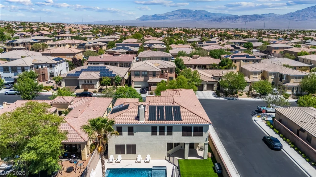 9335 Enchanted Grove, Las Vegas, NV 89149