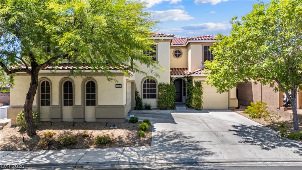 9335 Enchanted Grove, Las Vegas, NV 89149