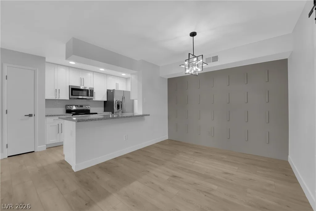 8101 Flamingo, Las Vegas, NV 89147