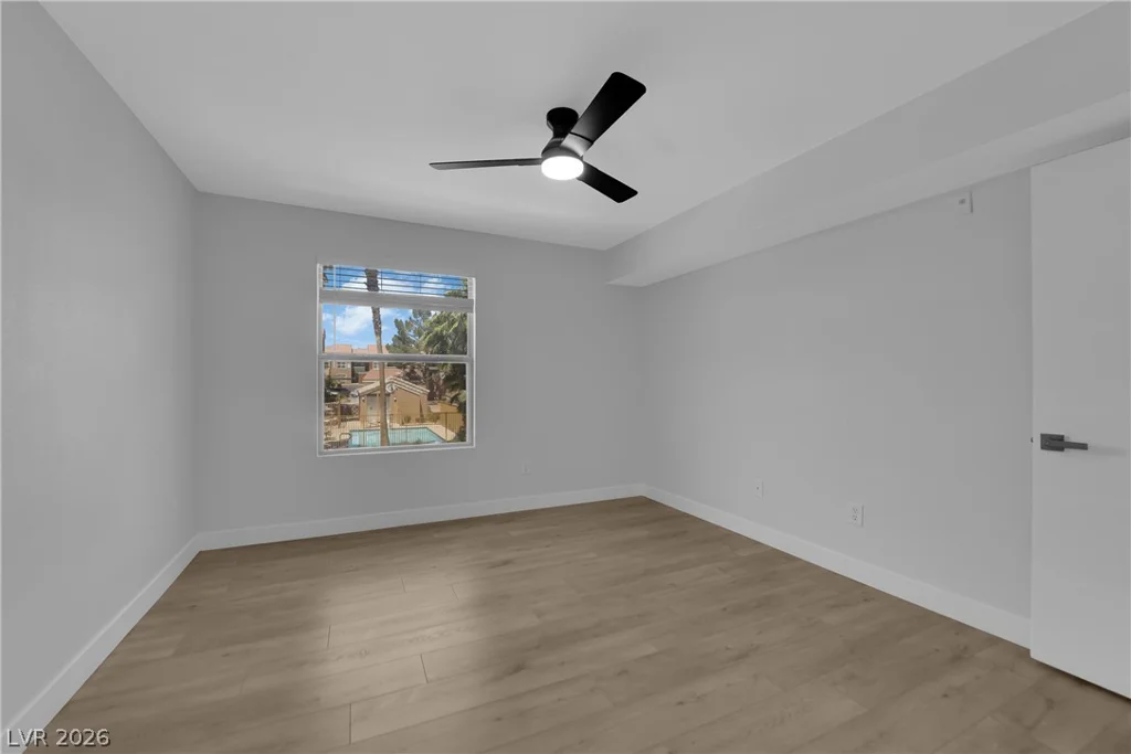 8101 Flamingo, Las Vegas, NV 89147