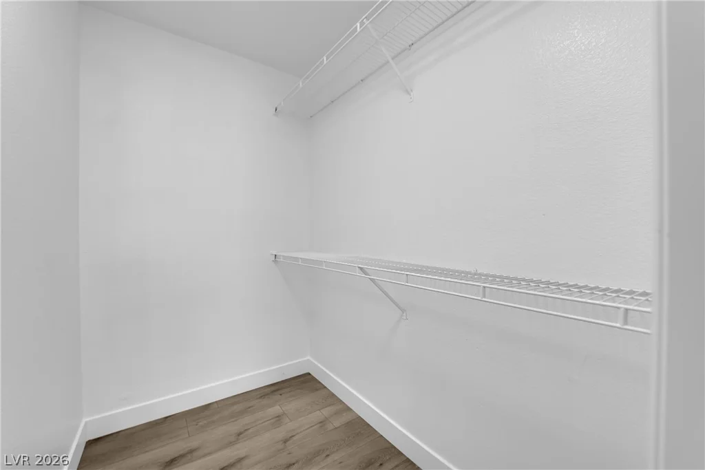 8101 Flamingo, Las Vegas, NV 89147