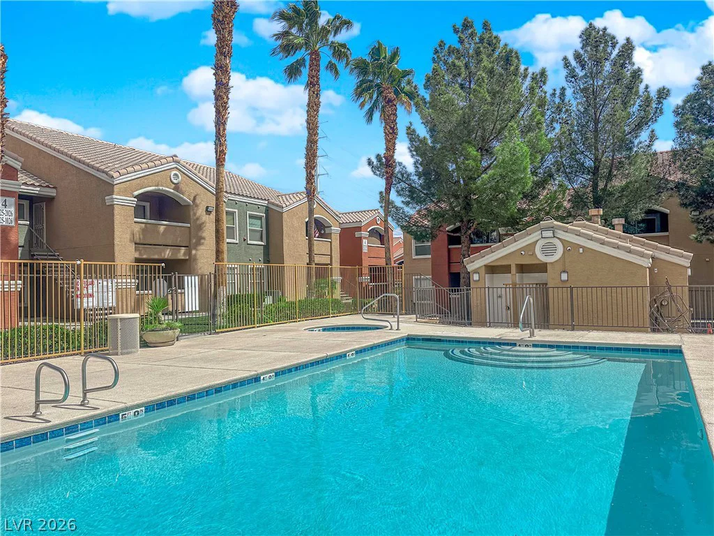 8101 Flamingo, Las Vegas, NV 89147