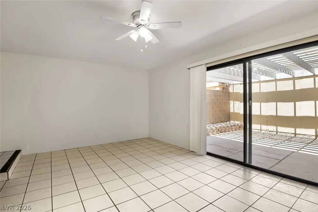 3249 Liahona, Las Vegas, NV 89121