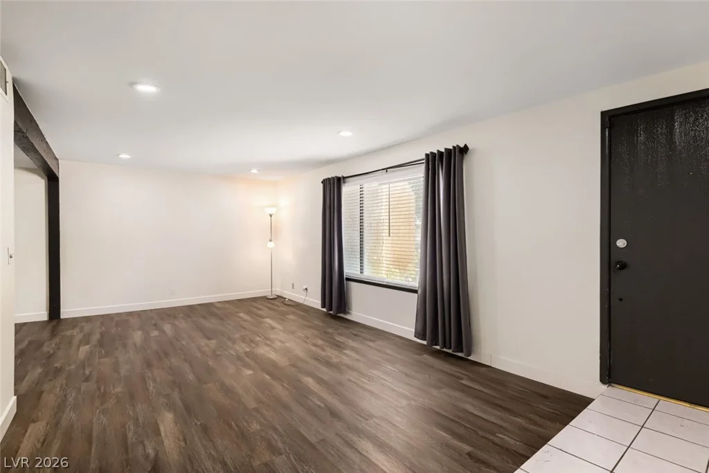 3249 Liahona, Las Vegas, NV 89121