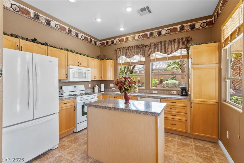 3317 Tuscany Village, Las Vegas, NV 89129