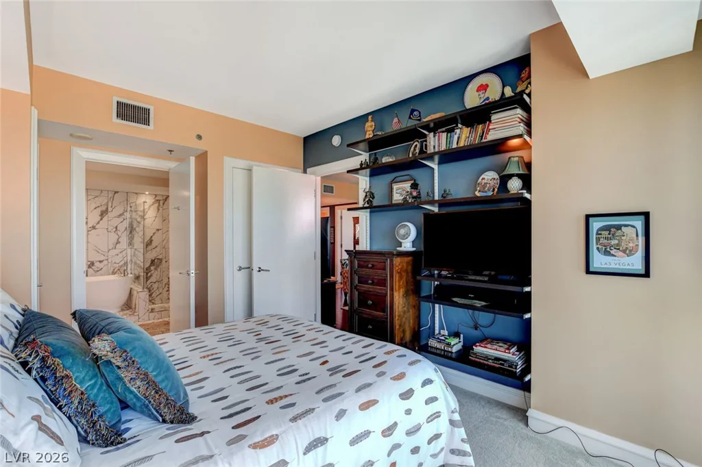 2700 Las Vegas, Las Vegas, NV 89109