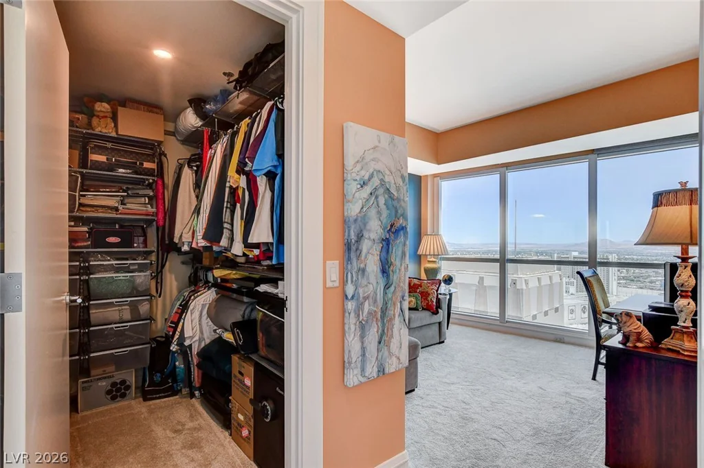 2700 Las Vegas, Las Vegas, NV 89109