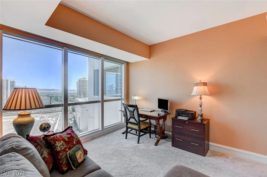 2700 Las Vegas, Las Vegas, NV 89109