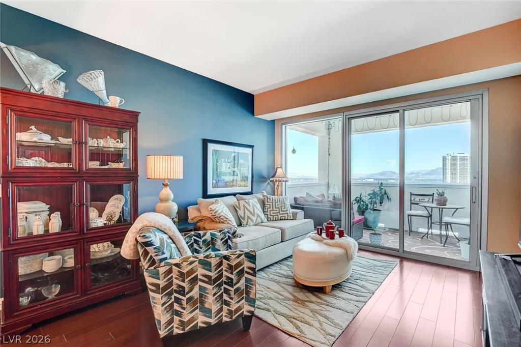 2700 Las Vegas, Las Vegas, NV 89109