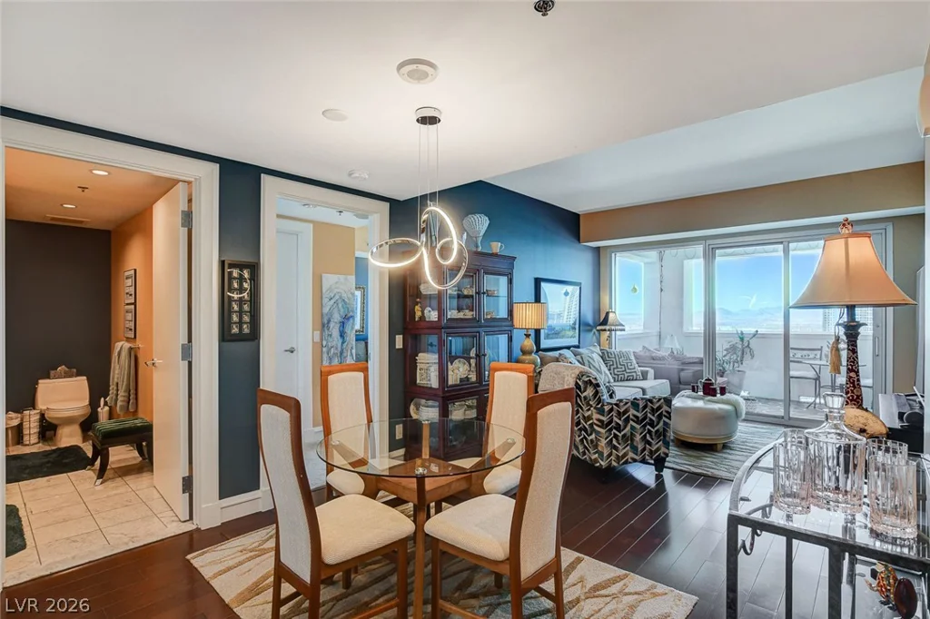 2700 Las Vegas, Las Vegas, NV 89109