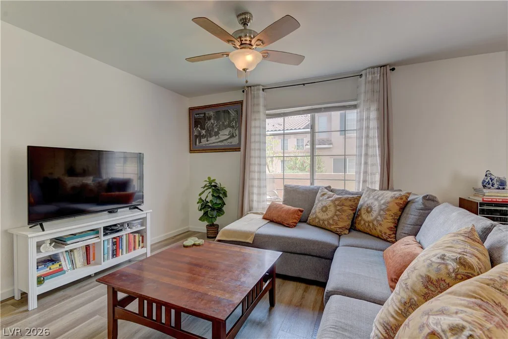 9564 Belle Fountain, Las Vegas, NV 89123