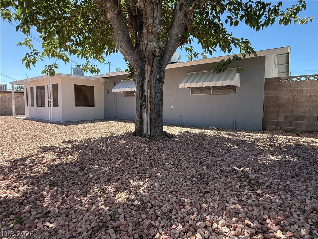 5816 Martita, Las Vegas, NV 89108