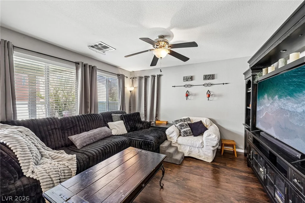 8342 Fort Hallock, Las Vegas, NV 89131