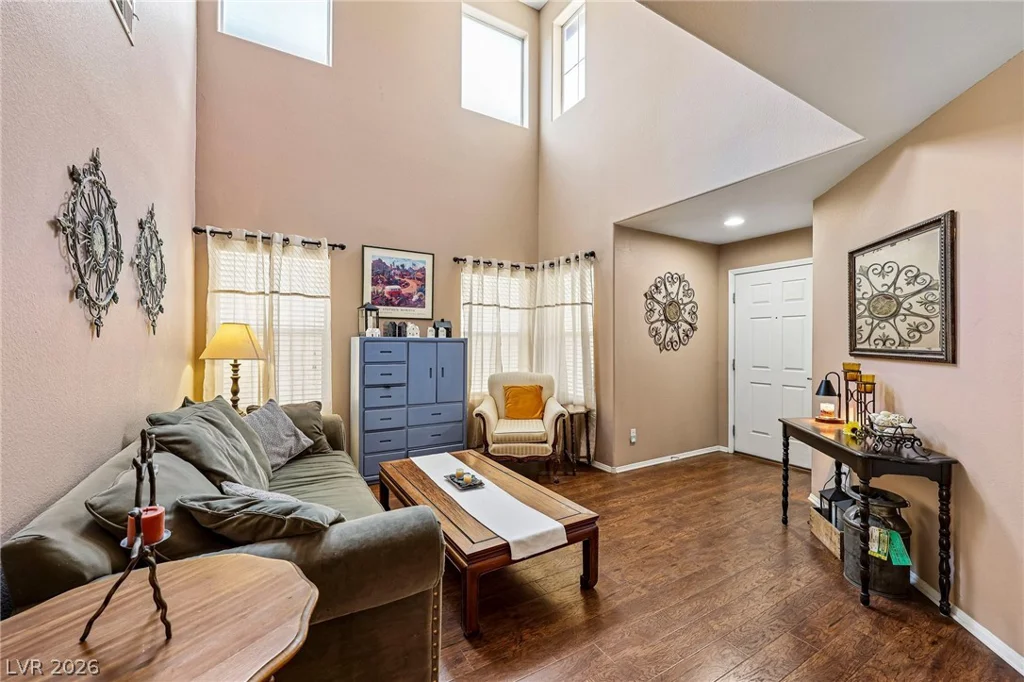 8342 Fort Hallock, Las Vegas, NV 89131