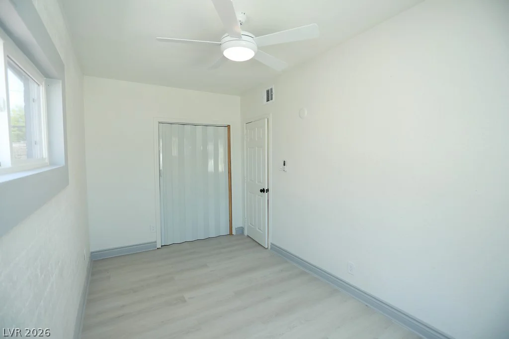 112 Harvard, Las Vegas, NV 89107