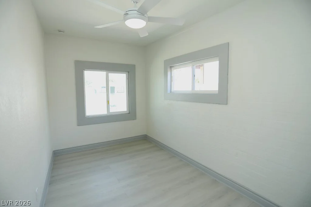 112 Harvard, Las Vegas, NV 89107