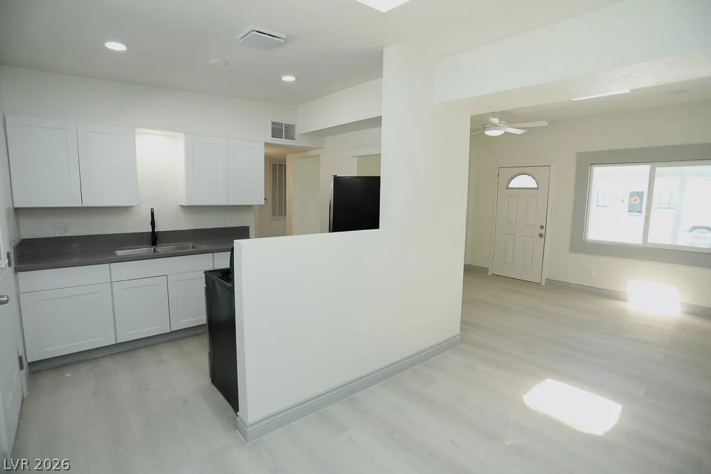 112 Harvard, Las Vegas, NV 89107