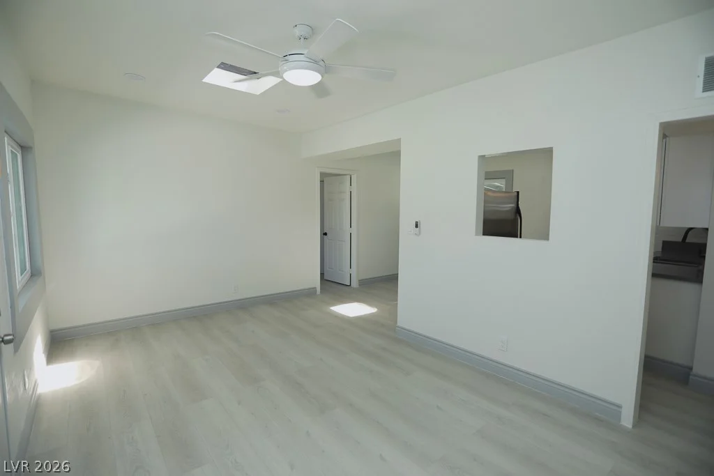 112 Harvard, Las Vegas, NV 89107