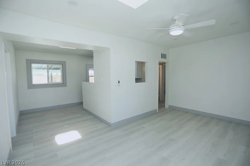 112 Harvard, Las Vegas, NV 89107
