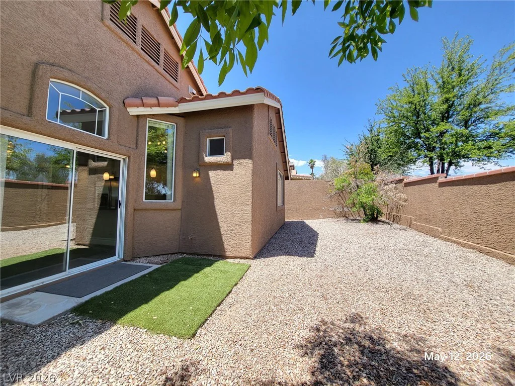 10124 Hill Country, Las Vegas, NV 89134