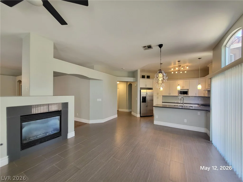 10124 Hill Country, Las Vegas, NV 89134