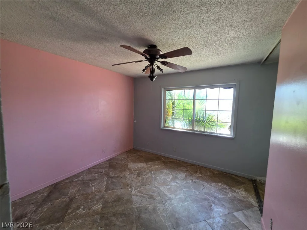 1322 Lucky, Las Vegas, NV 89104