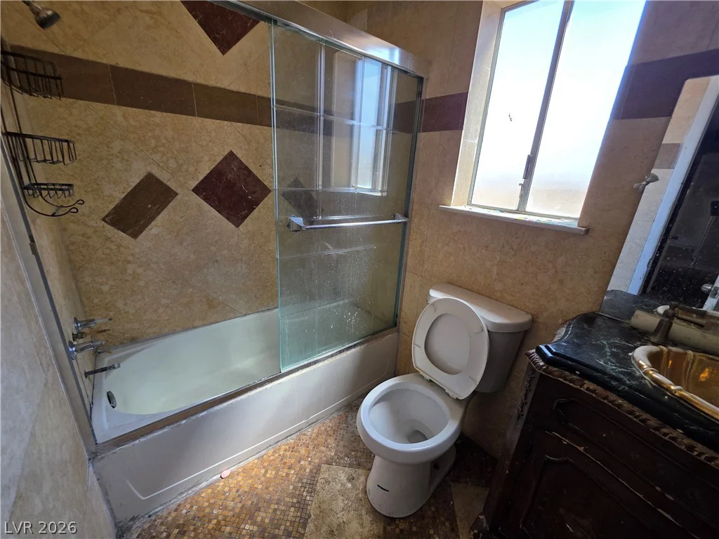 1322 Lucky, Las Vegas, NV 89104