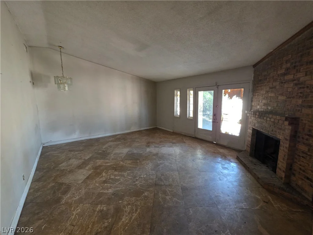 1322 Lucky, Las Vegas, NV 89104