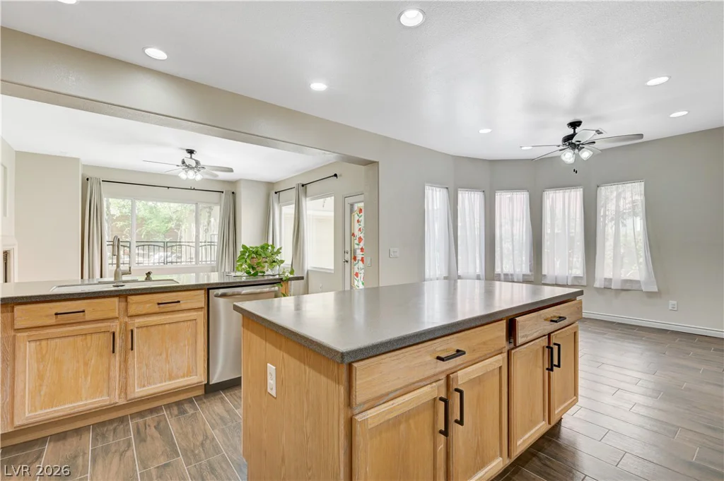 6437 Boatbill, North Las Vegas, NV 89084