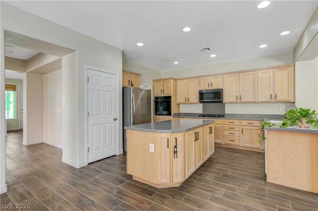 6437 Boatbill, North Las Vegas, NV 89084