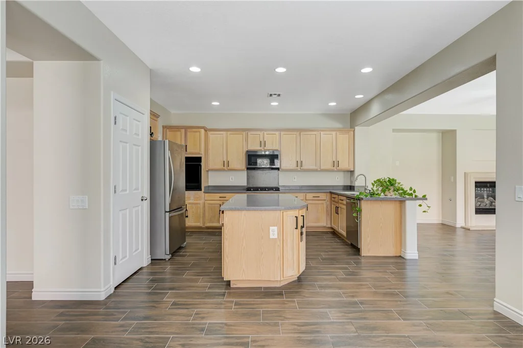 6437 Boatbill, North Las Vegas, NV 89084
