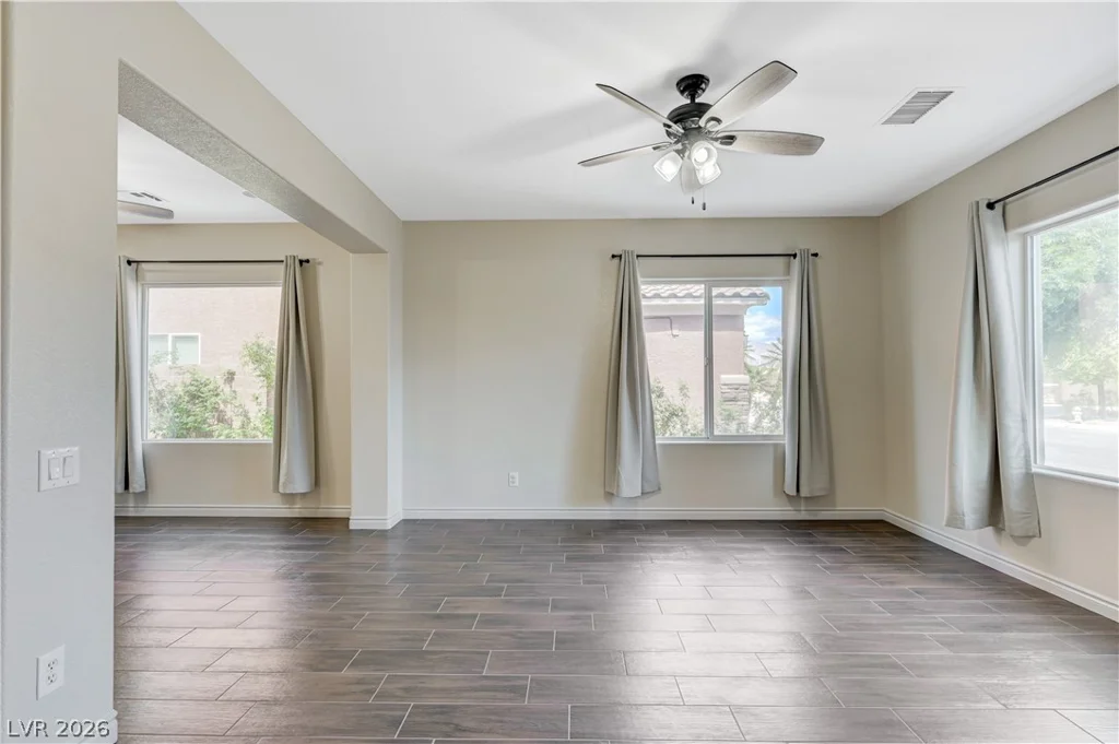 6437 Boatbill, North Las Vegas, NV 89084