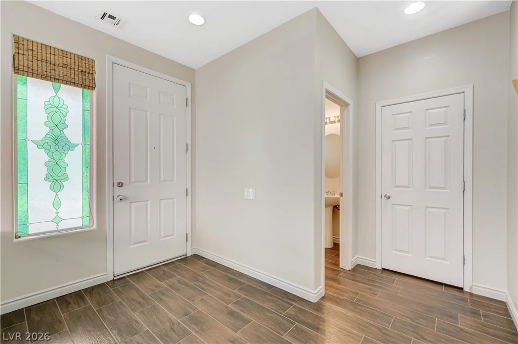 6437 Boatbill, North Las Vegas, NV 89084