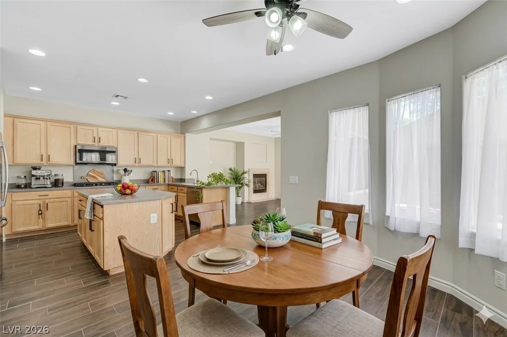 6437 Boatbill, North Las Vegas, NV 89084