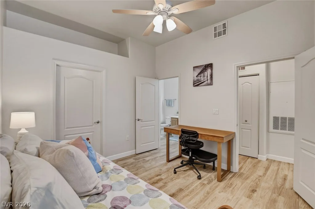 10650 Calico Mountain, Las Vegas, NV 89129