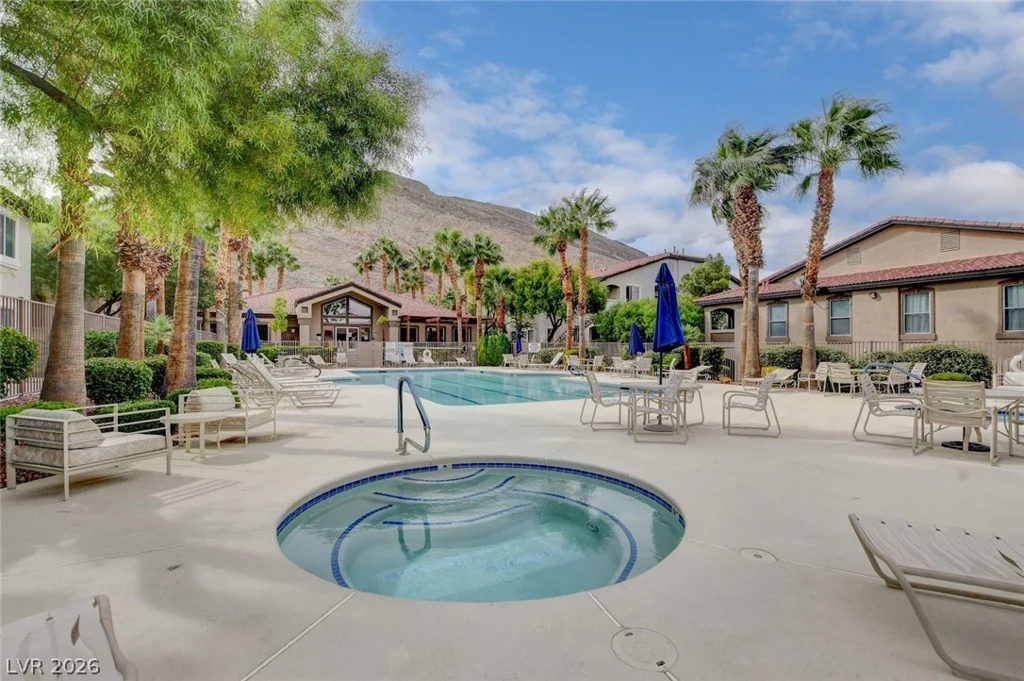 10650 Calico Mountain, Las Vegas, NV 89129