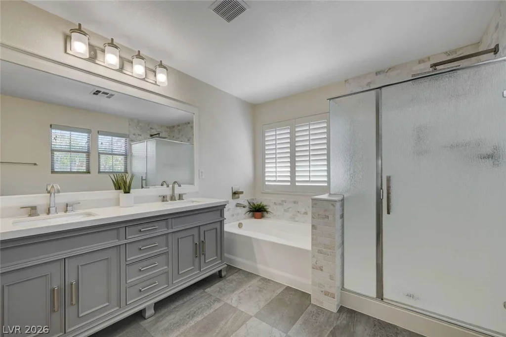 10501 Winter Grass, Las Vegas, NV 89135