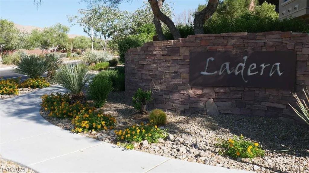 10501 Winter Grass, Las Vegas, NV 89135