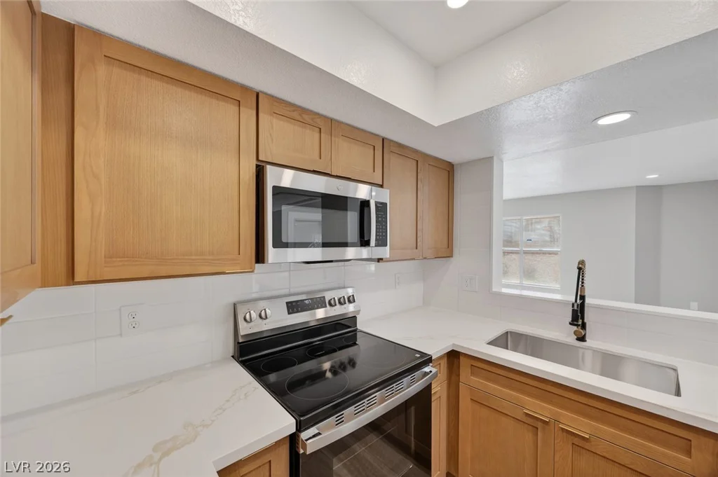 6800 Lake Mead, Las Vegas, NV 89156