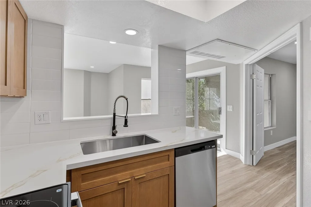 6800 Lake Mead, Las Vegas, NV 89156