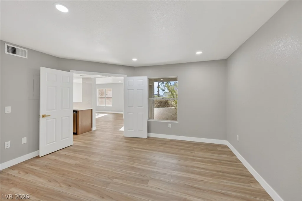 6800 Lake Mead, Las Vegas, NV 89156