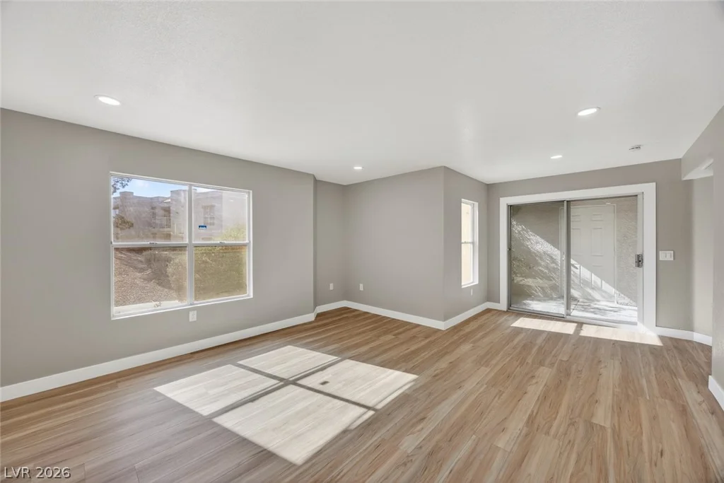 6800 Lake Mead, Las Vegas, NV 89156