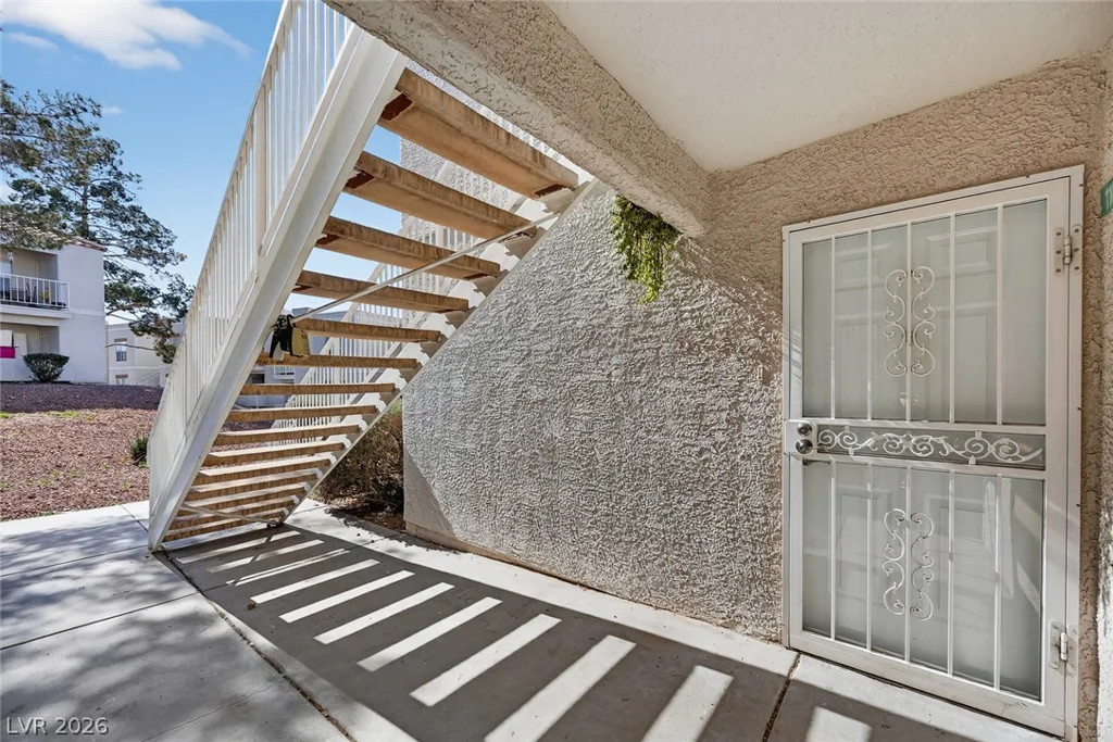 6800 Lake Mead, Las Vegas, NV 89156
