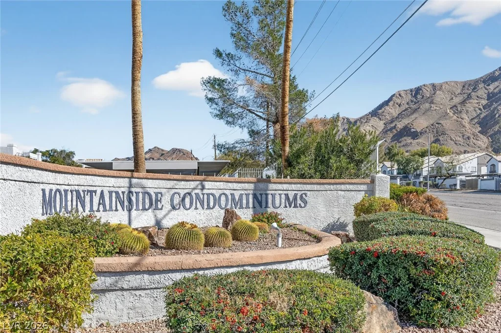 6800 Lake Mead, Las Vegas, NV 89156