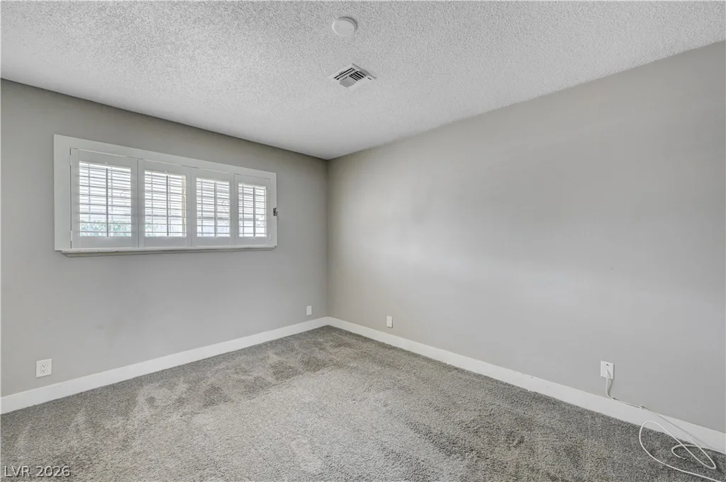 6261 Newville, Las Vegas, NV 89103