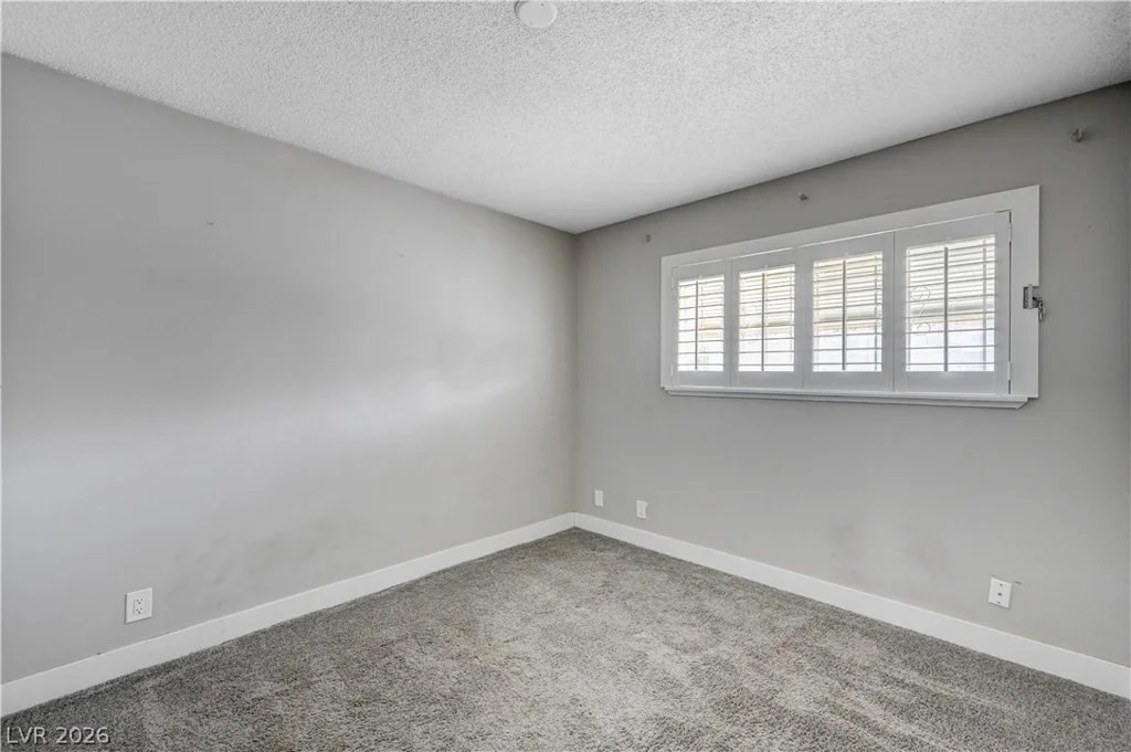 6261 Newville, Las Vegas, NV 89103
