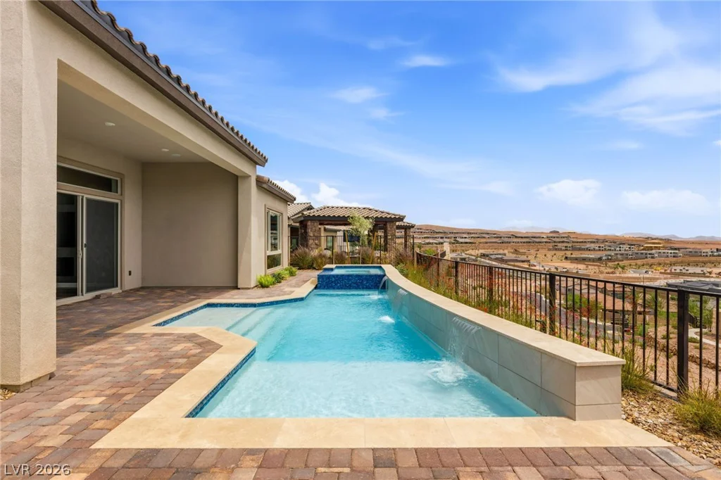160 Stone Mesa, Henderson, NV 89011
