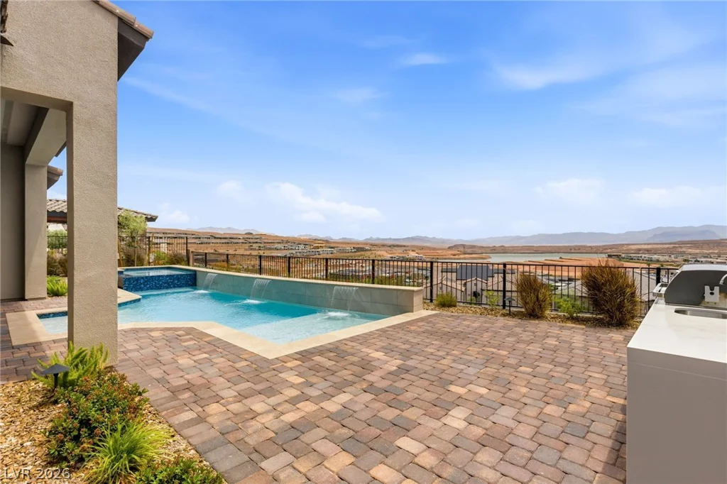 160 Stone Mesa, Henderson, NV 89011