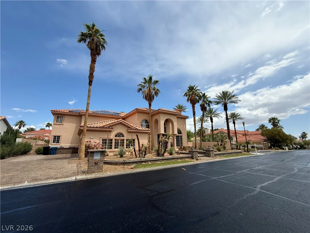 8112 Sapphire Bay, Las Vegas, NV 89128