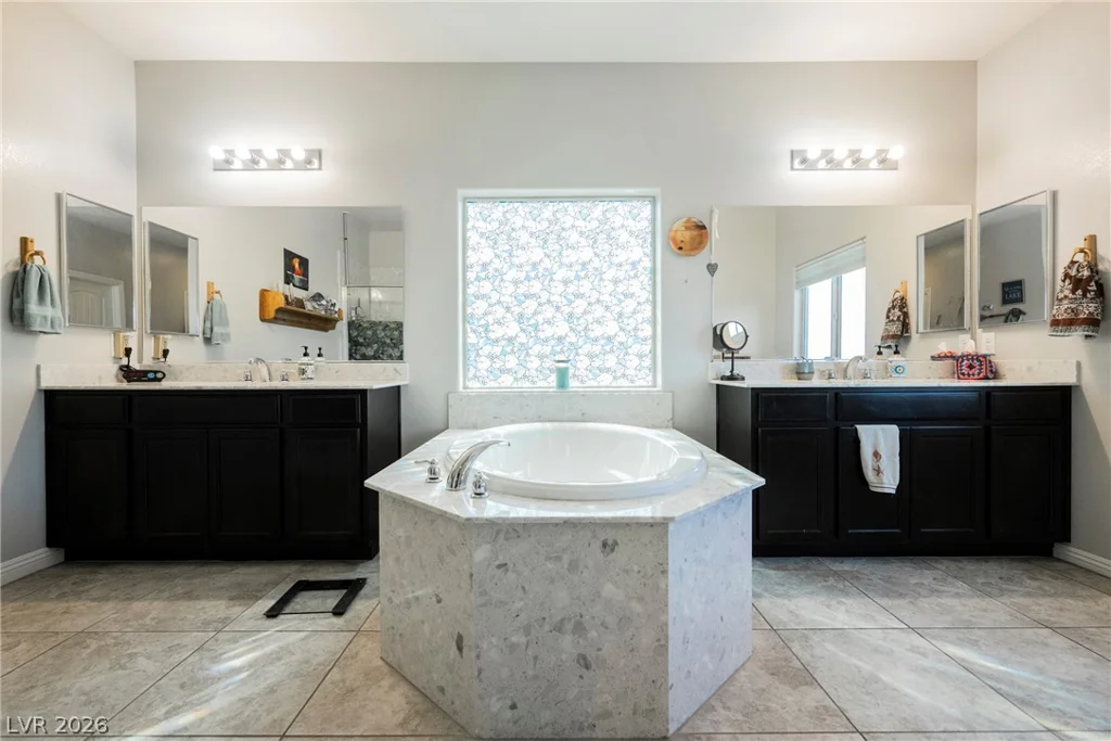 109 Kirkcaldy, Henderson, NV 89012